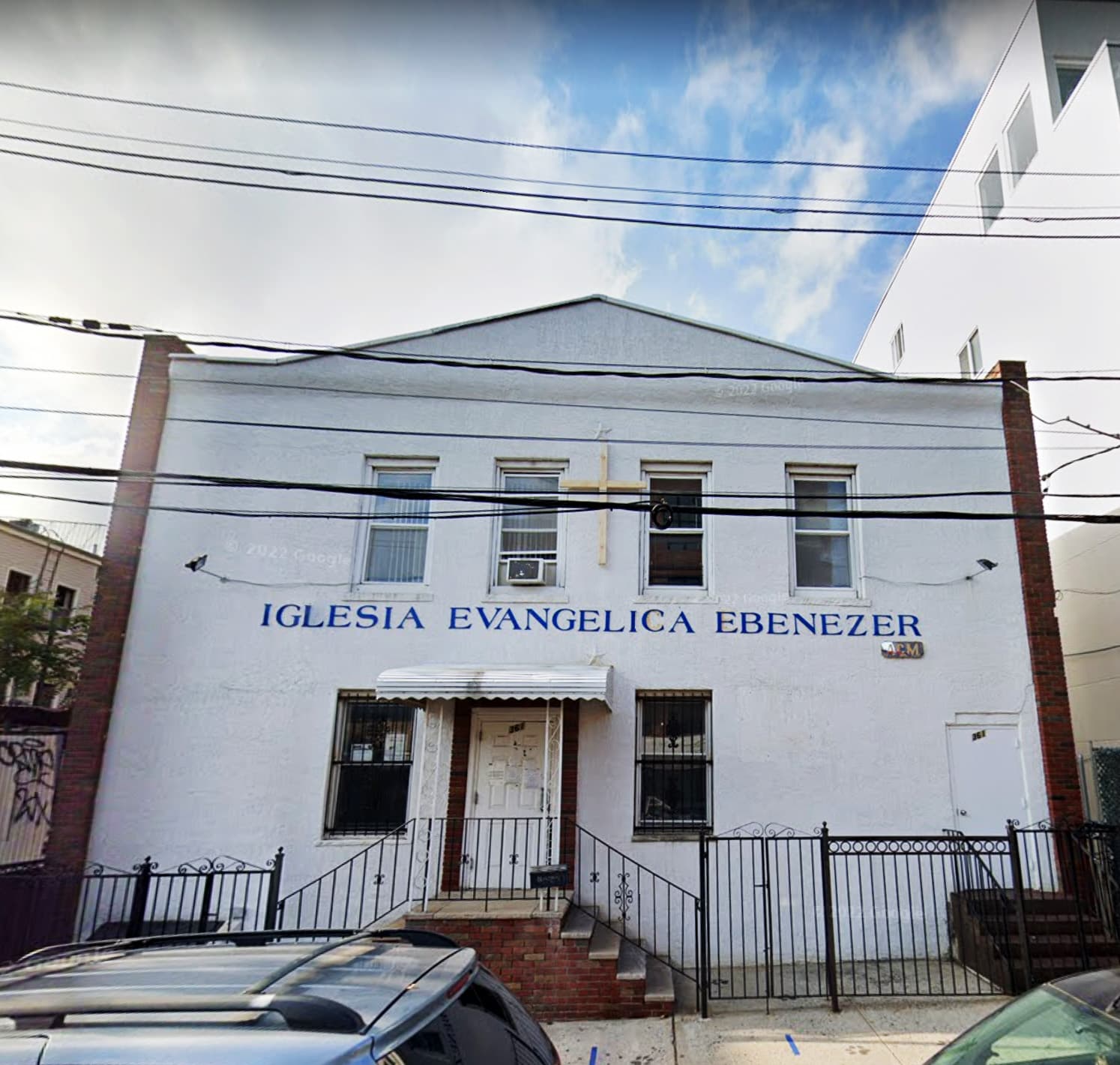 5940 Myrtle Avenue exterior